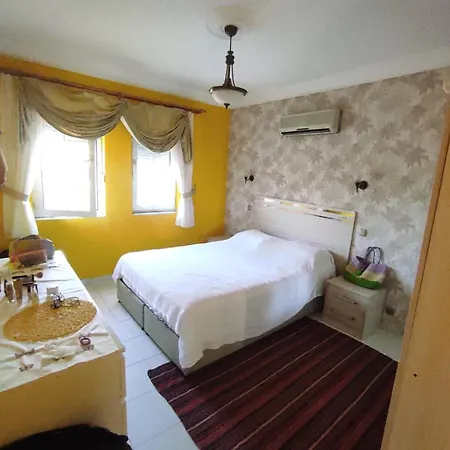 White With Pool , Garden ,balcony With Amazing Panorama * フェティエ