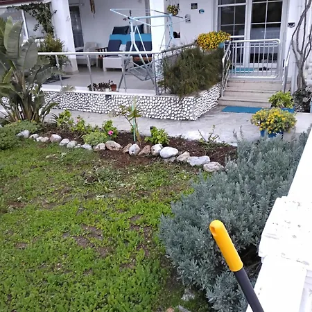 White With Pool , Garden ,balcony With Amazing Panorama