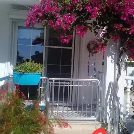 White With Pool , Garden ,balcony With Amazing Panorama *