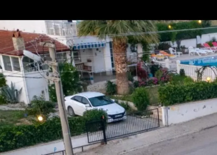 White With Pool , Garden ,balcony With Amazing Panorama *