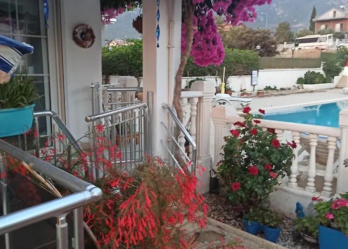 White With Pool , Garden ,balcony With Amazing Panorama