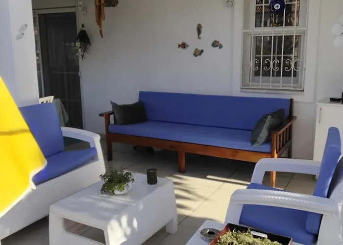 White With Pool , Garden ,balcony With Amazing Panorama Villa